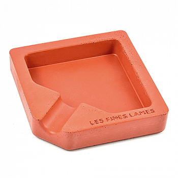 ���������� �������� Les Fines Lames - Monad Red